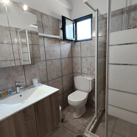 Captain's Panoramic Sea View Apartman Számi