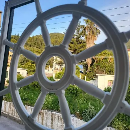 Captain's Panoramic Sea View Apartament *